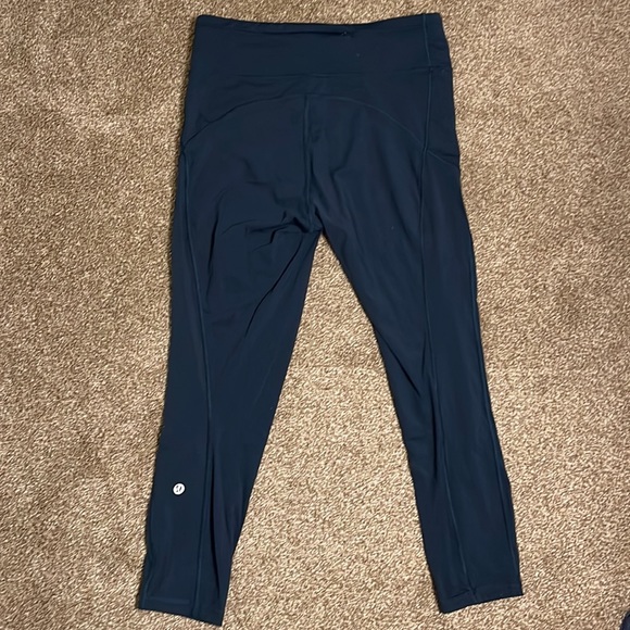 🍋 Lululemon Navy Yoga Pants Size 10 - Picture 2 of 5